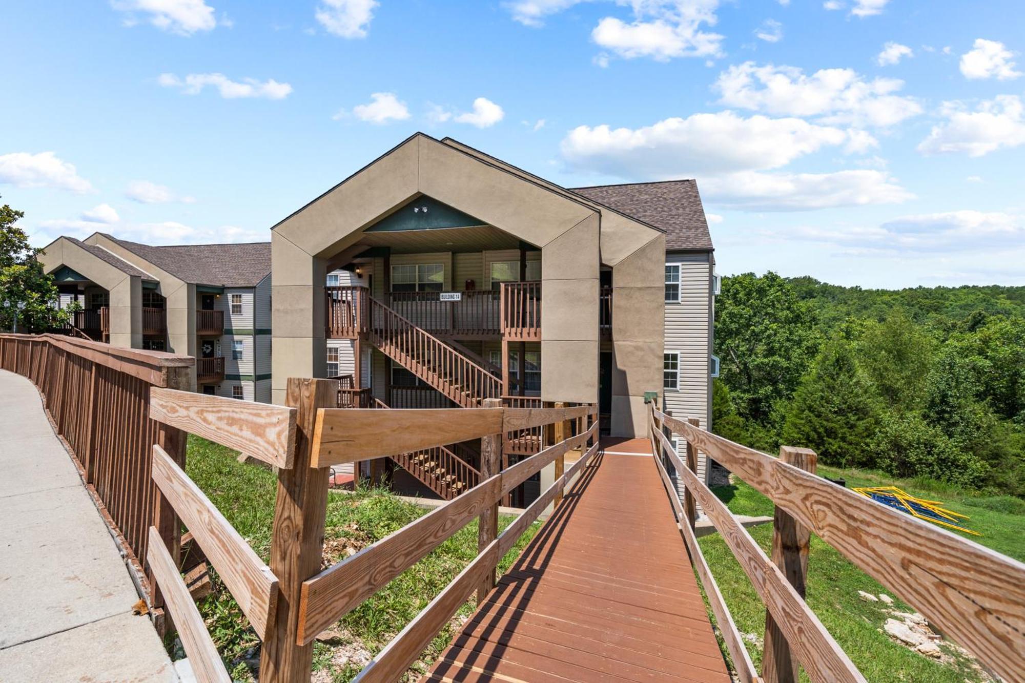Woodpecker Watchtower Apartment Branson Exterior photo